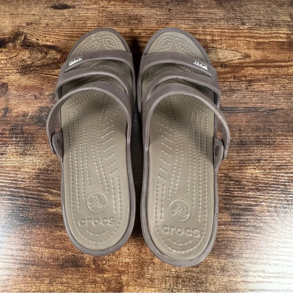 Crocs Patricia Wedge Sandals‎ Brown Rubber Slip On Casual women's 10
